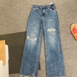 Never worn Zara ripped wide leg jeans